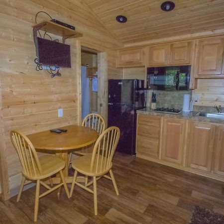 Oakzanita Springs Camping Resort Cottage 4 Descanso Extérieur photo
