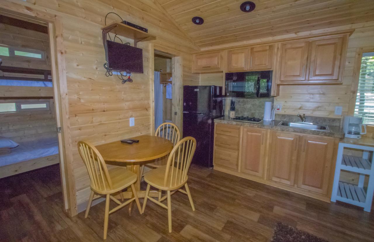 Oakzanita Springs Camping Resort Cottage 4 Descanso Extérieur photo